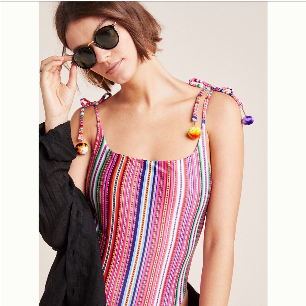 Anthropologie Gigi swimsuit NWT 🌸🍍🍋🌴💃🏻🌸